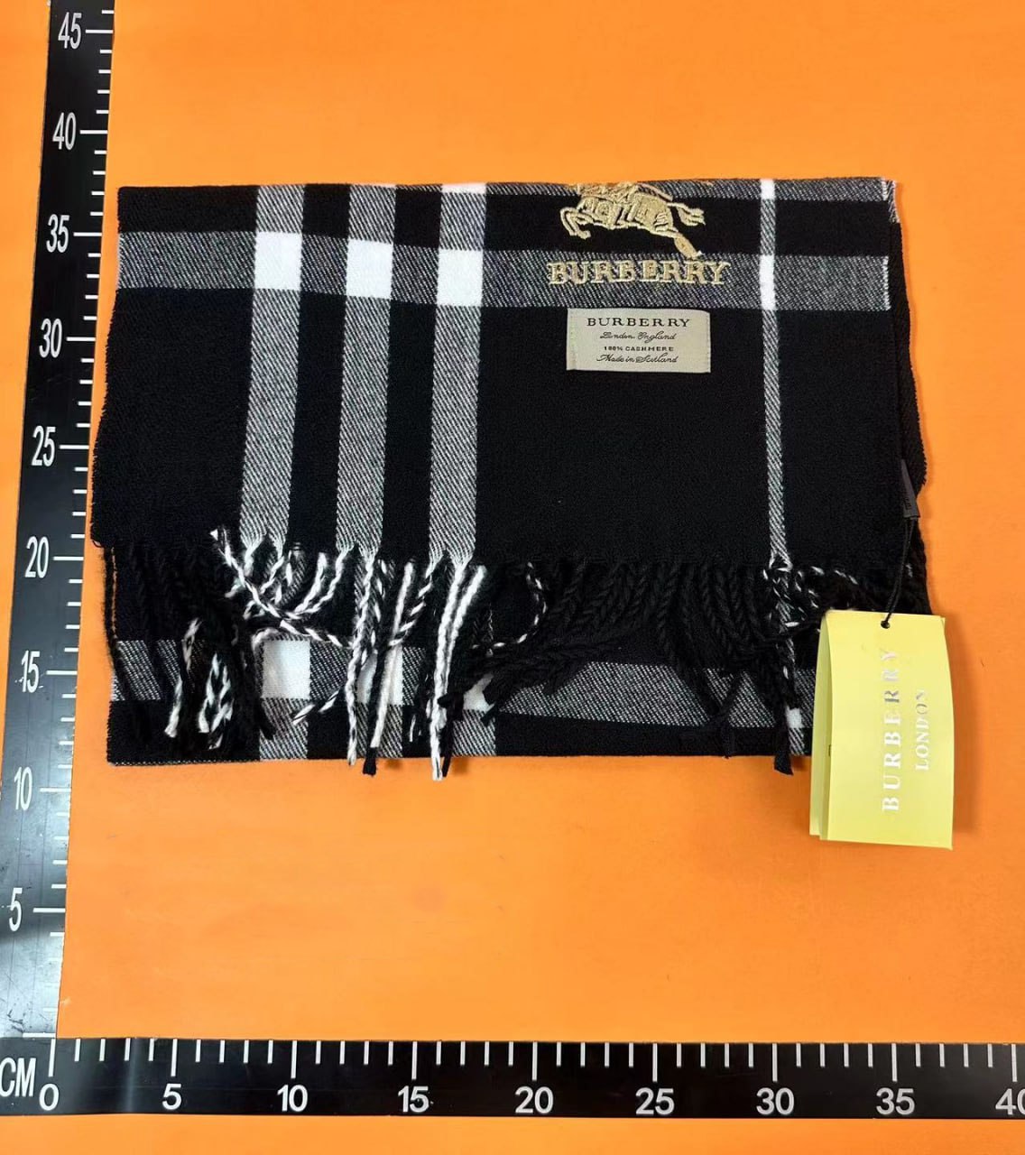 Burberry  Scarf -4