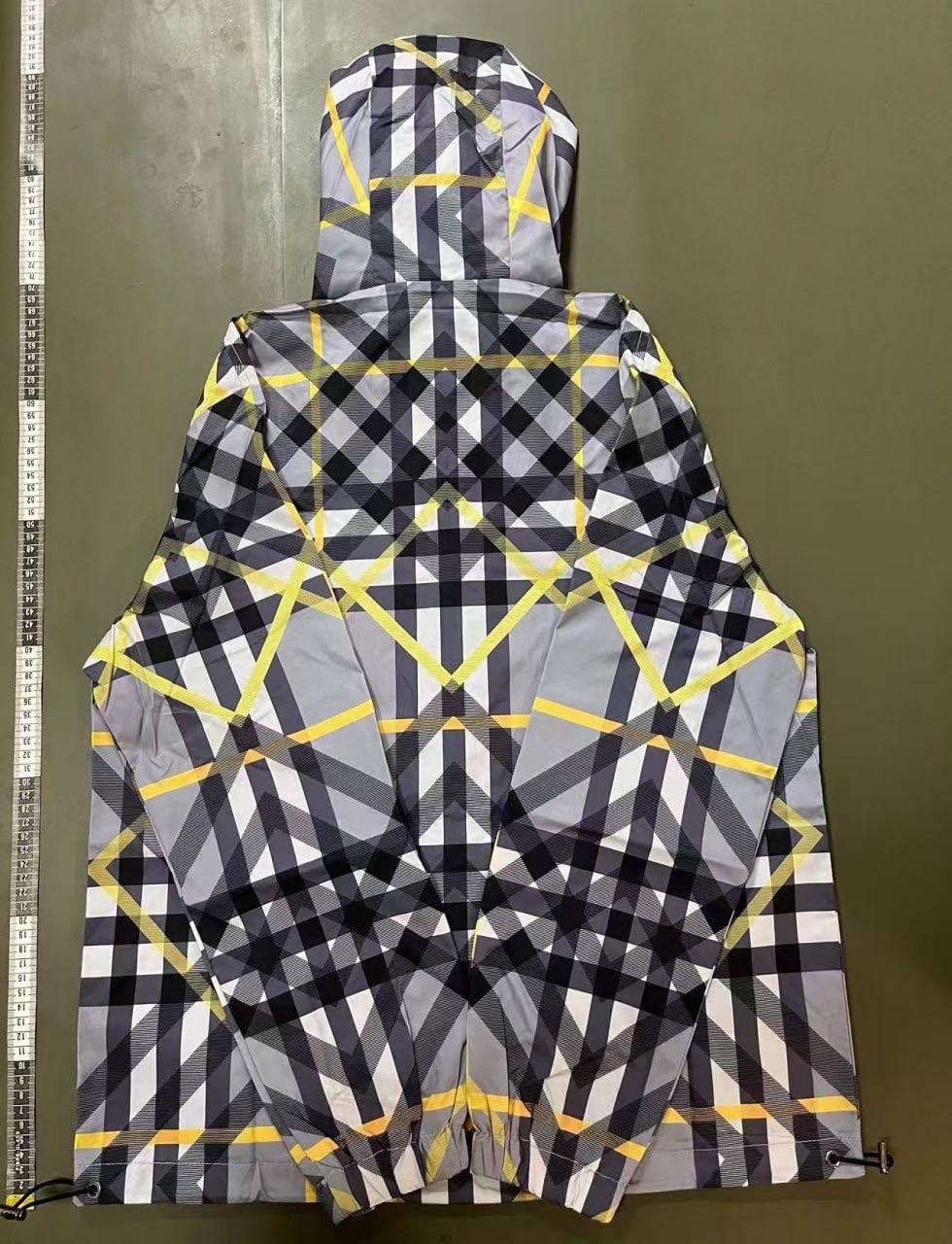 BURBERRY JACKET -4