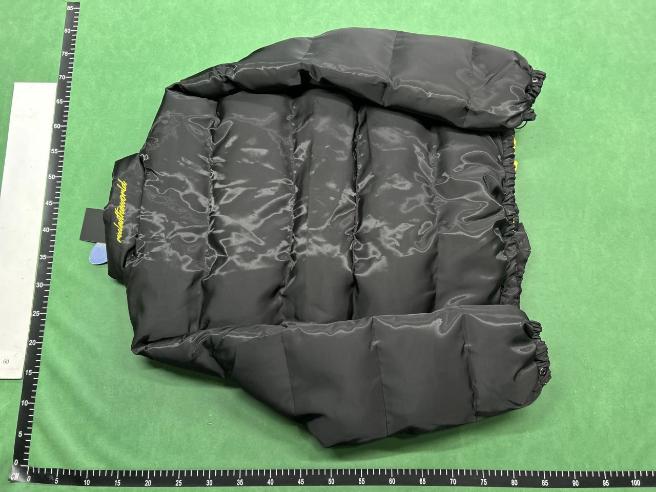   Corteiz down jacket -4