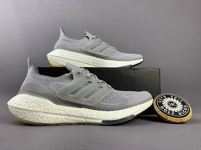 ADIDAD ULTRA BOOST -2