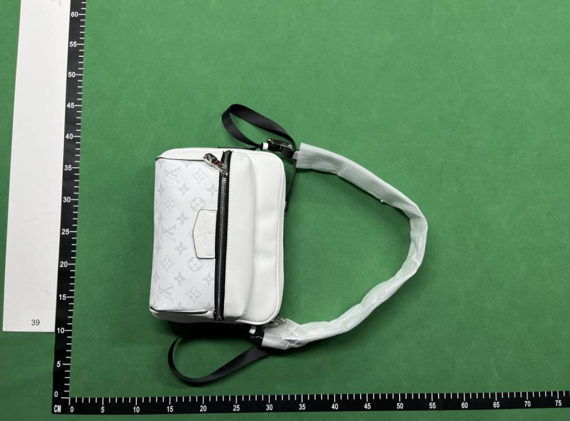   Louis Vuitton Bag -3