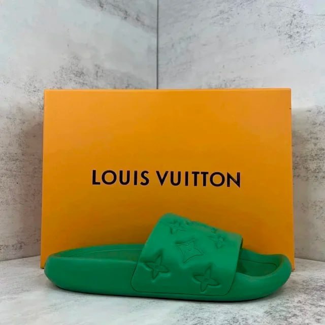   LV slippers -4