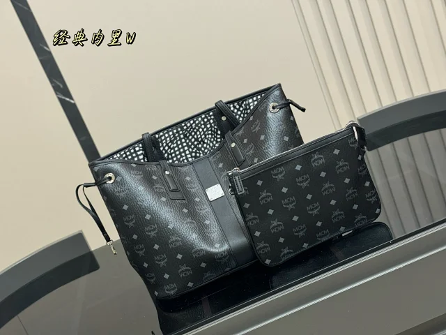 MCM bag  -2