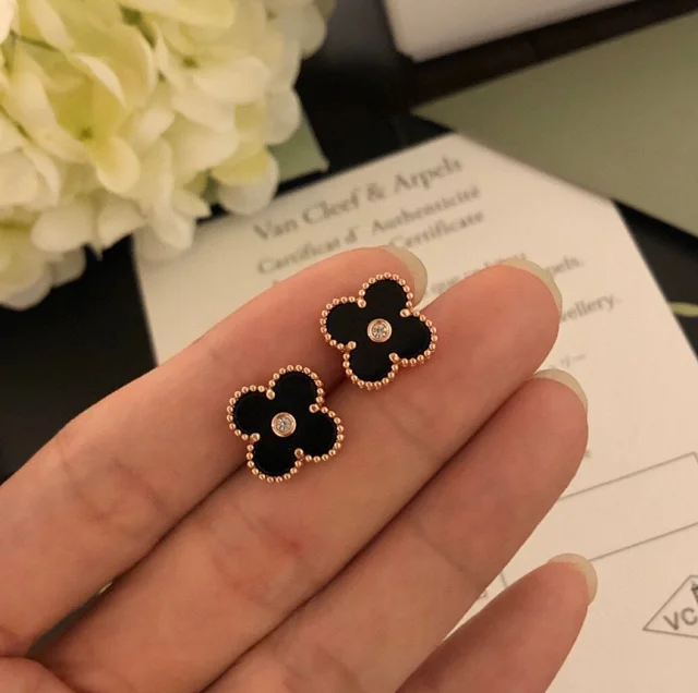  Van Cleef earring -4