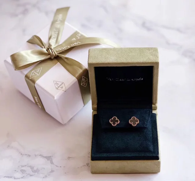  Van Cleef earring -3