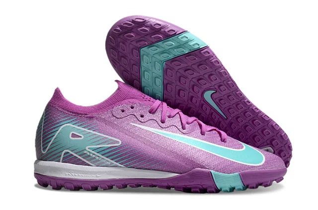   NIKE Soccer shoes -4