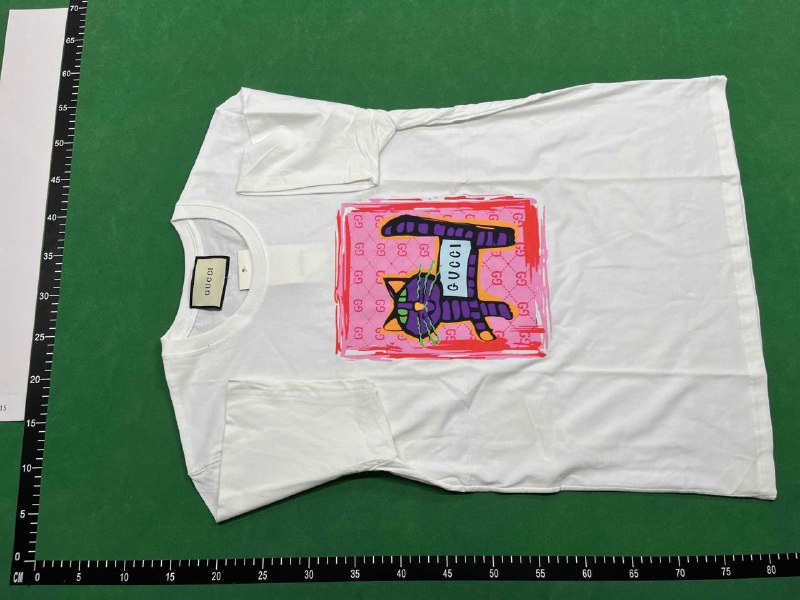 Gucci T-shirt   (37 CP -5