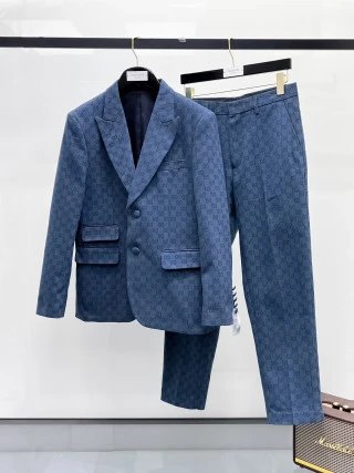 gucci suit  -2