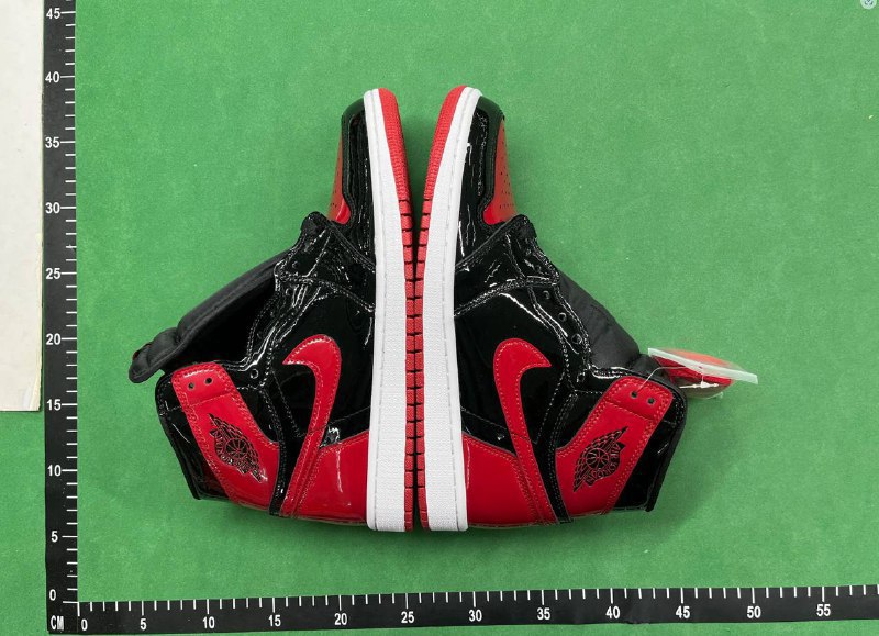 Air Jordan 1 -2