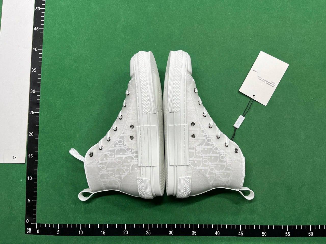 high top low top shoes  -4