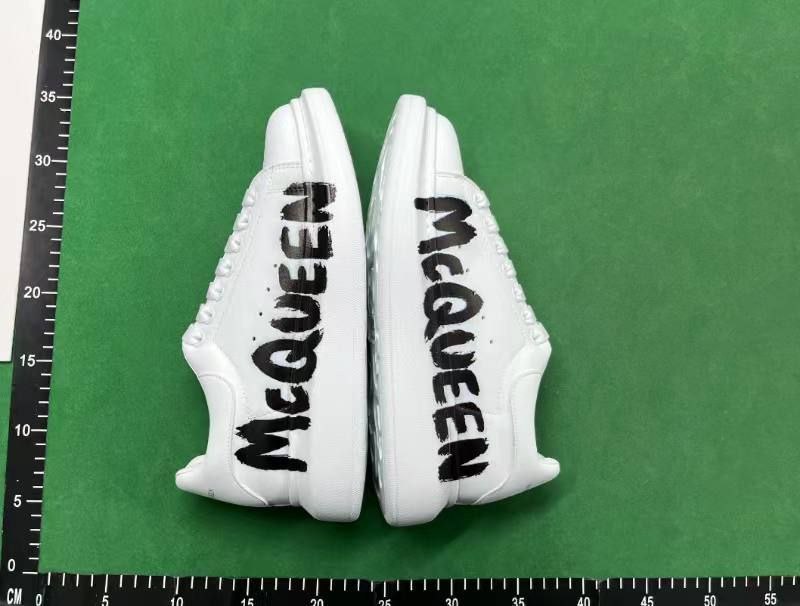 McQueen  -3