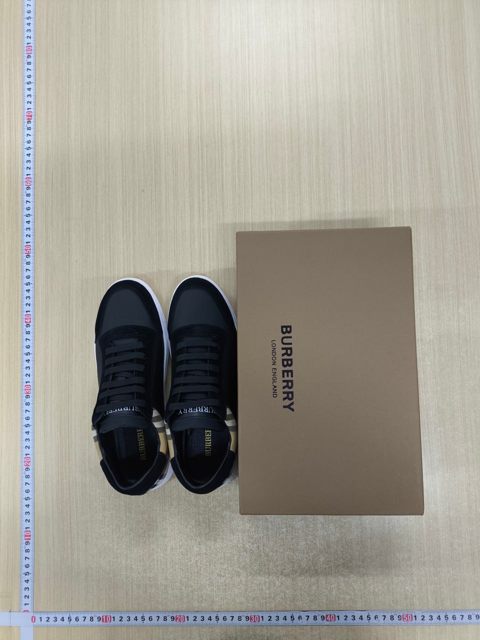  Burberry -2