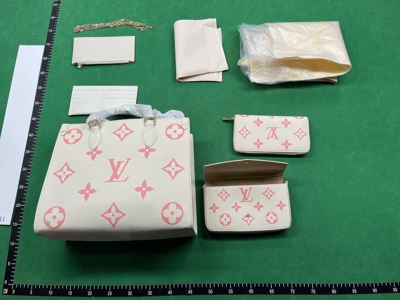    LOUIS VUITTON bags -5