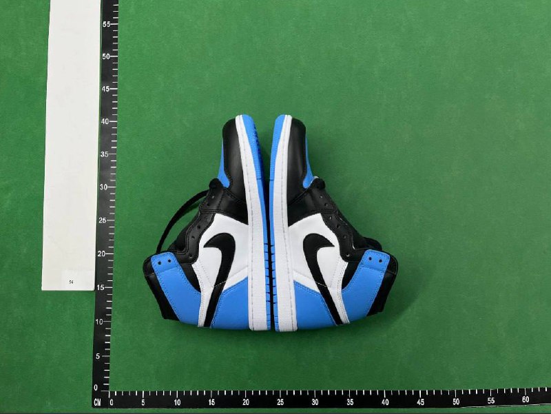   Air Jordan 1 High Og -4
