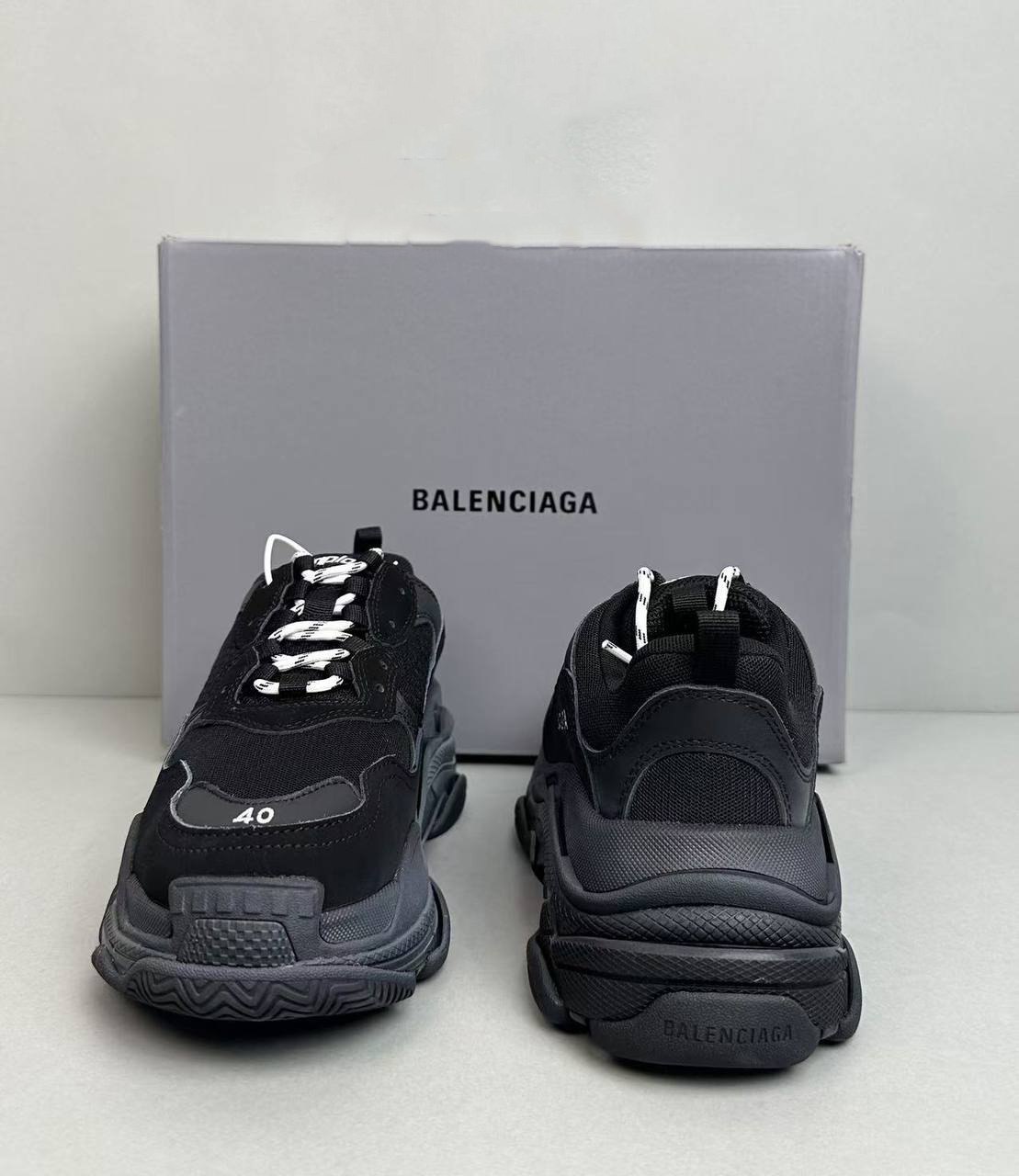     Balenciaga Triple S -3
