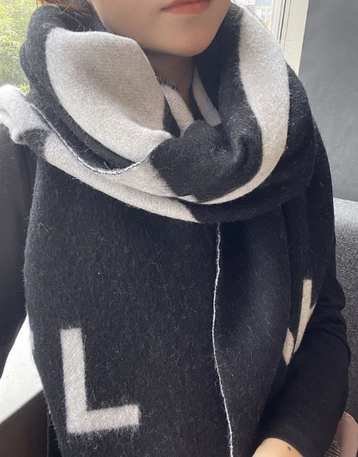 Chanel Tweed Plaid Scarf [4 styles] -2