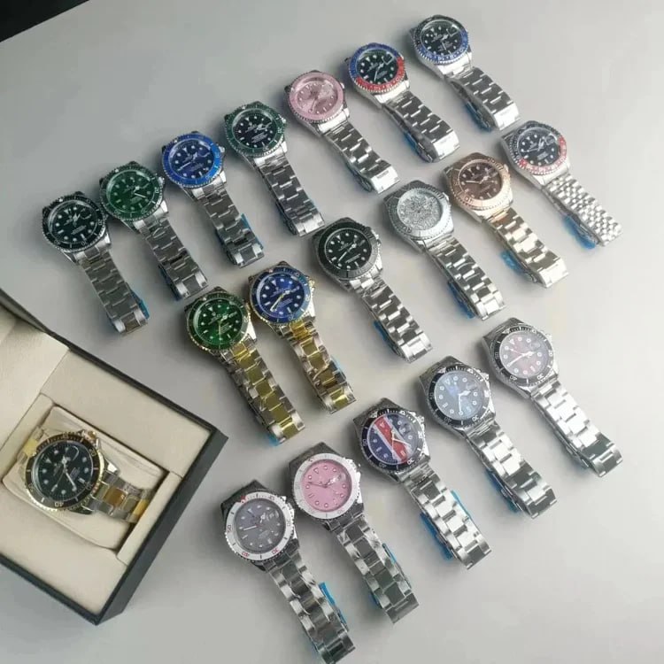   Rolex Submariner Watch [37 s