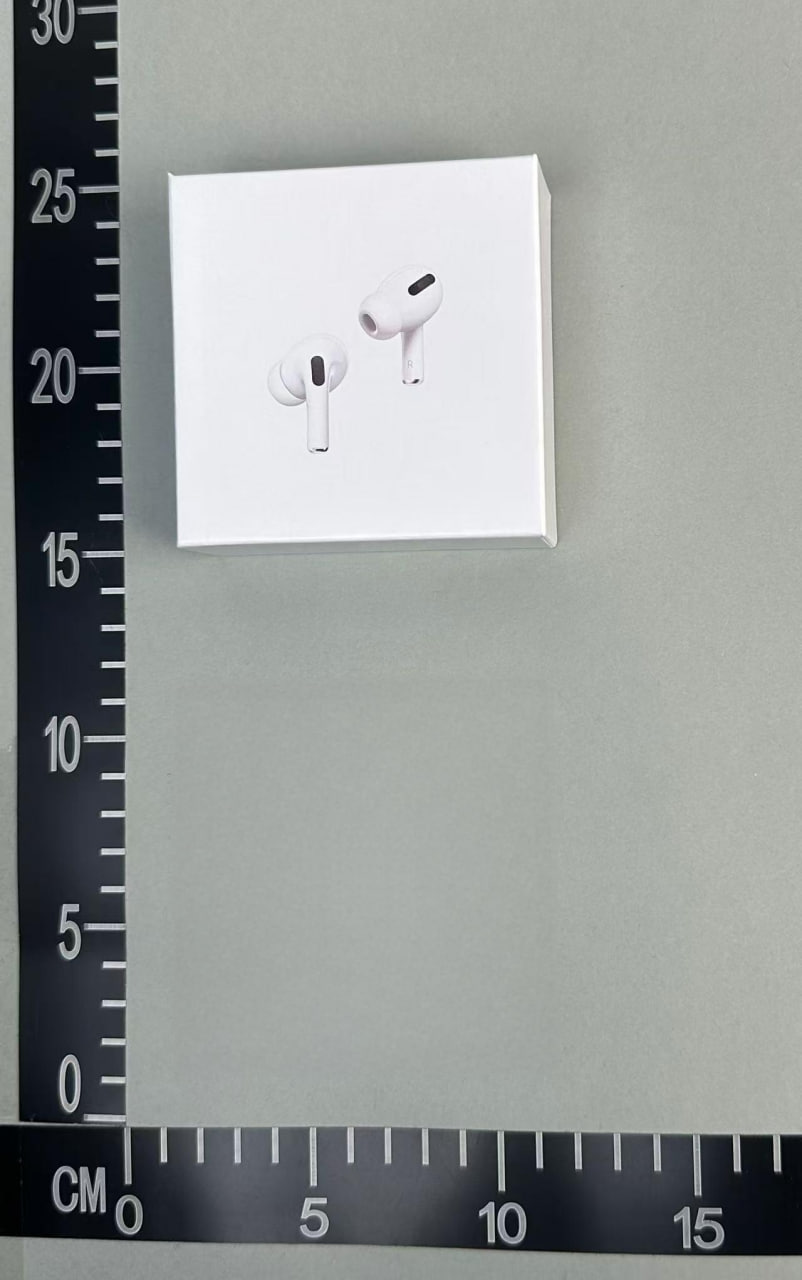   Apple AirPods Pro (2nd Generation)  -2