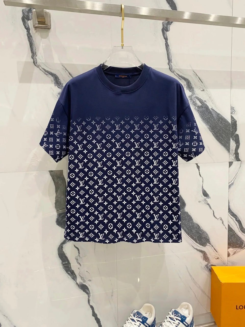 Louis Vuitton Monogram T-Shirts [34 styles] -2