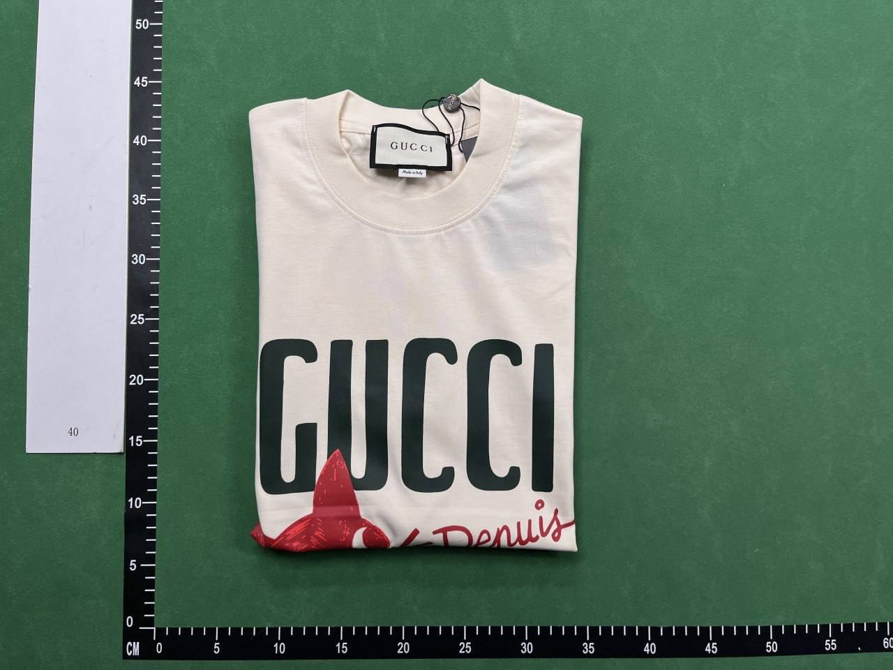 GUCCI Strawberry Rabbit T-Shirt [26 styles] -3