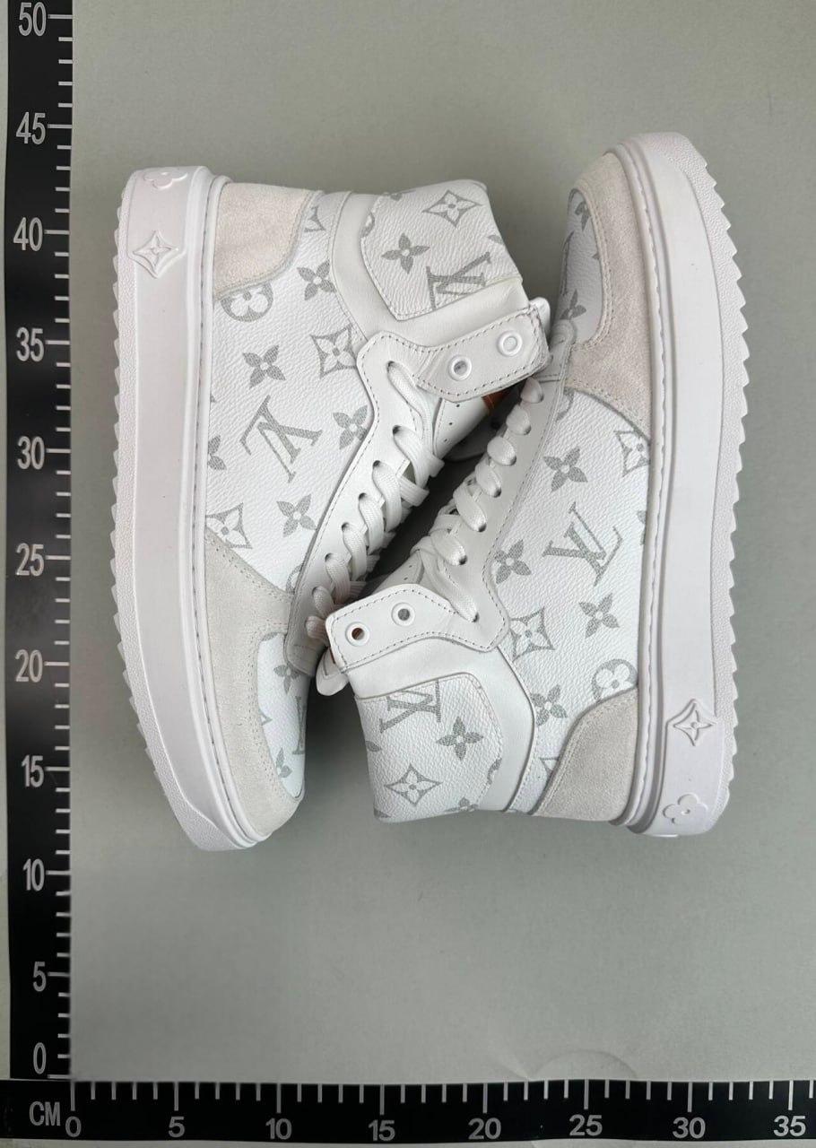 Louis Vuitton High-Top Sneakers [14 styles] -2
