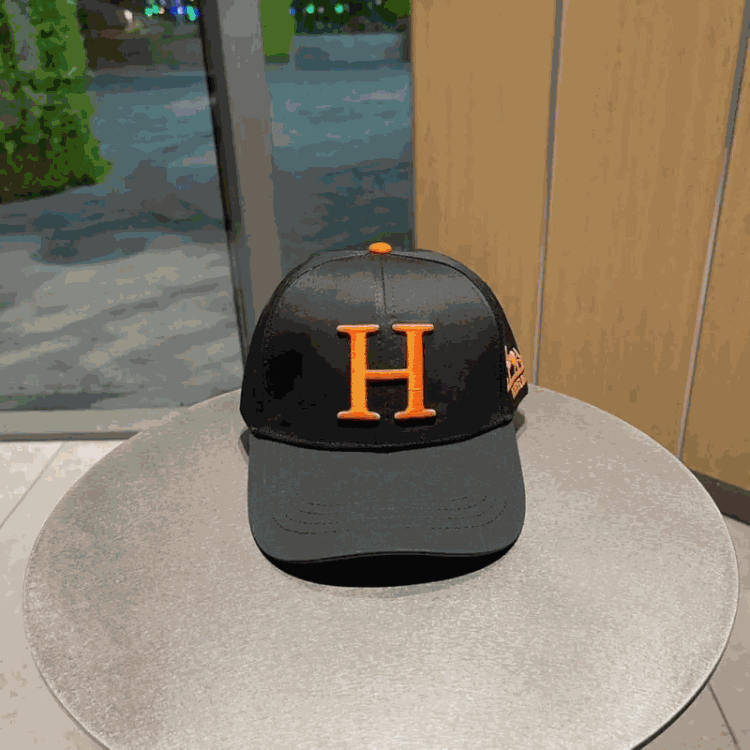 CELINE H Logo Peaked Baseball