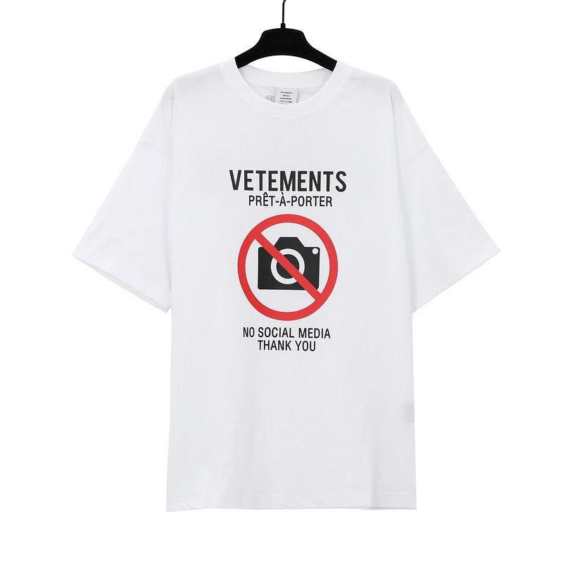  VETEMENT -3