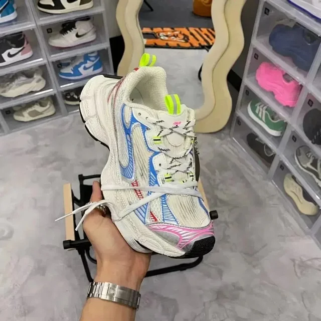   Balenciaga trrcktrriner (12 
