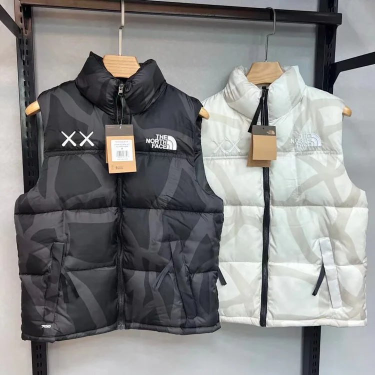   The North Face Nuptse Vest W