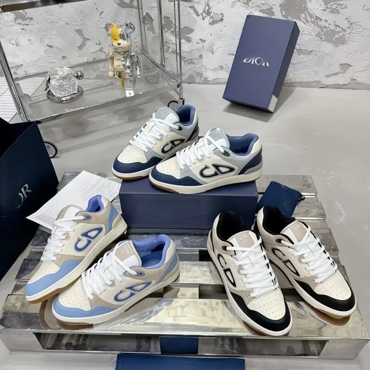   Dior B57 Low-Top Sneakers