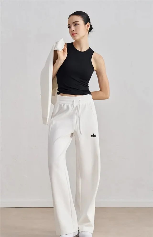  ALO pants