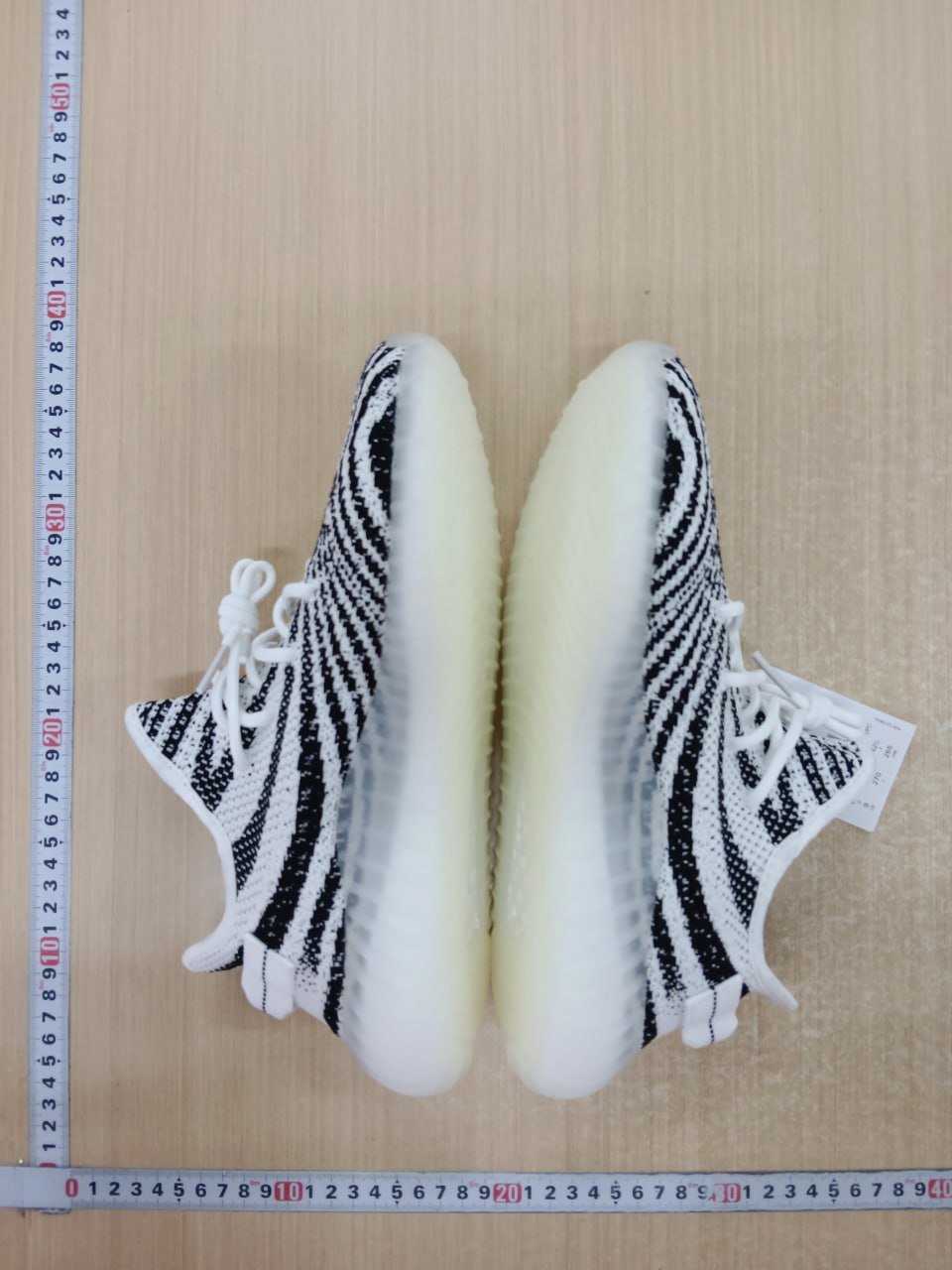    Adidas YEEZY 350 -3