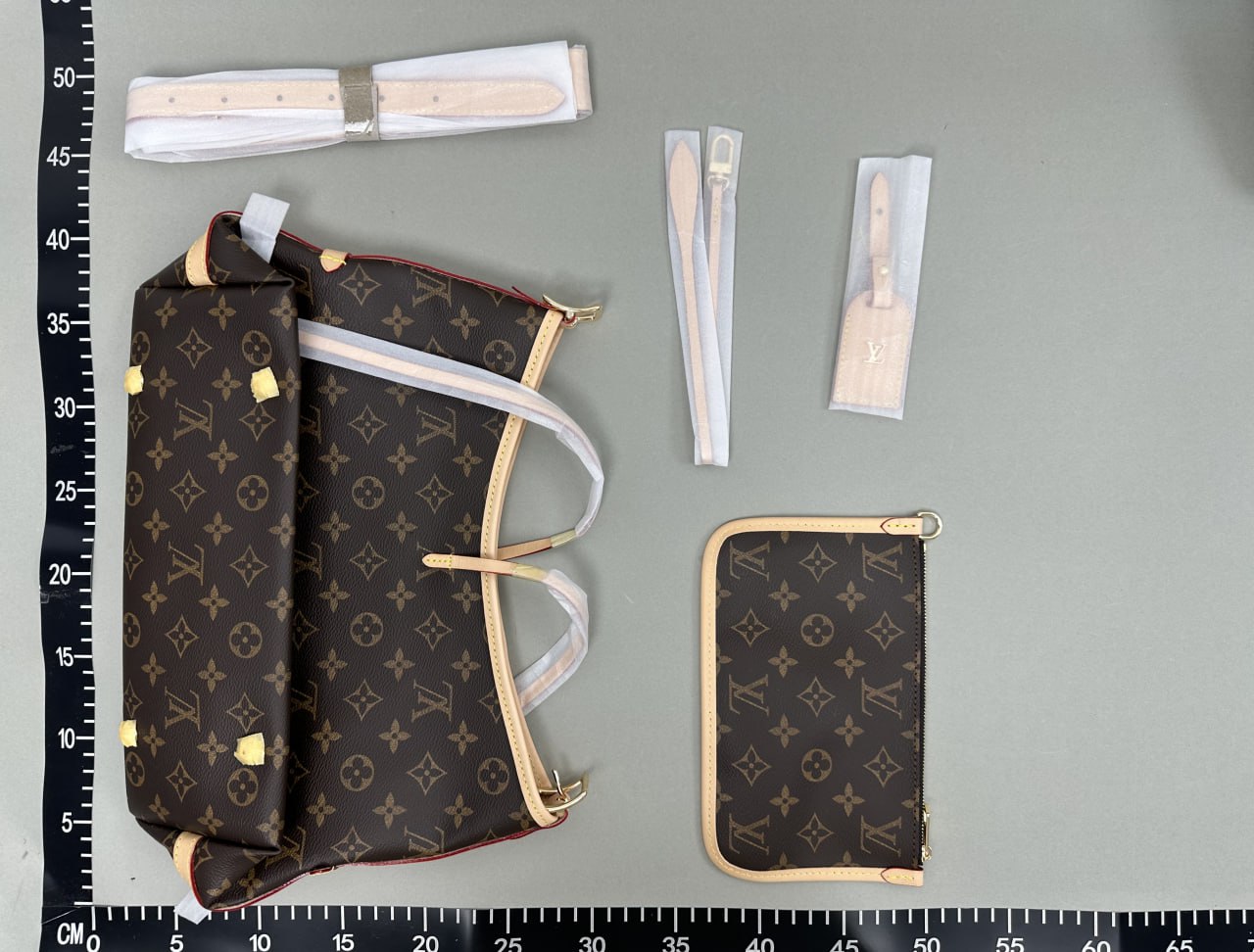   Louis Vuitton Bag -4