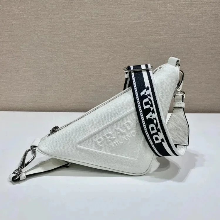 Prada bag -4