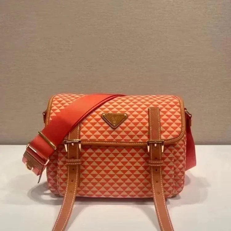 Prada bag -3