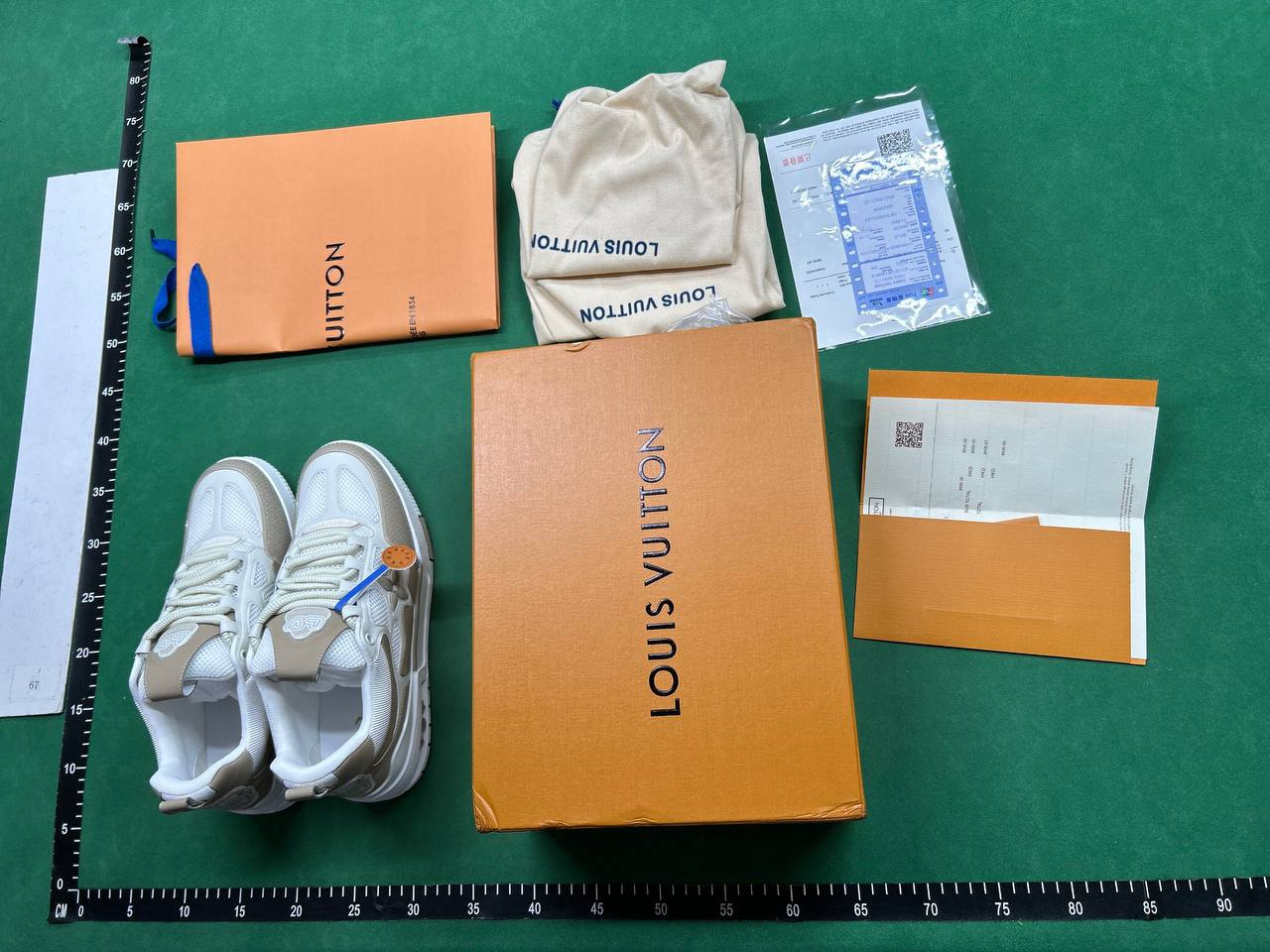  LV SHOES -3