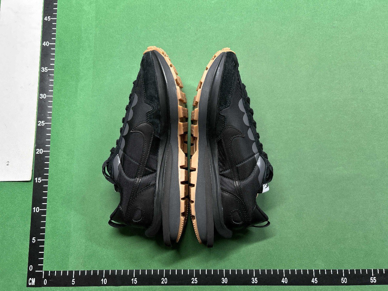 nike sacai shoes -2