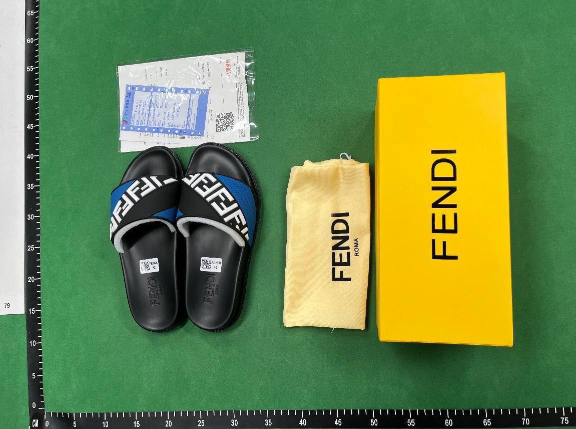 FENDI Slippers -4