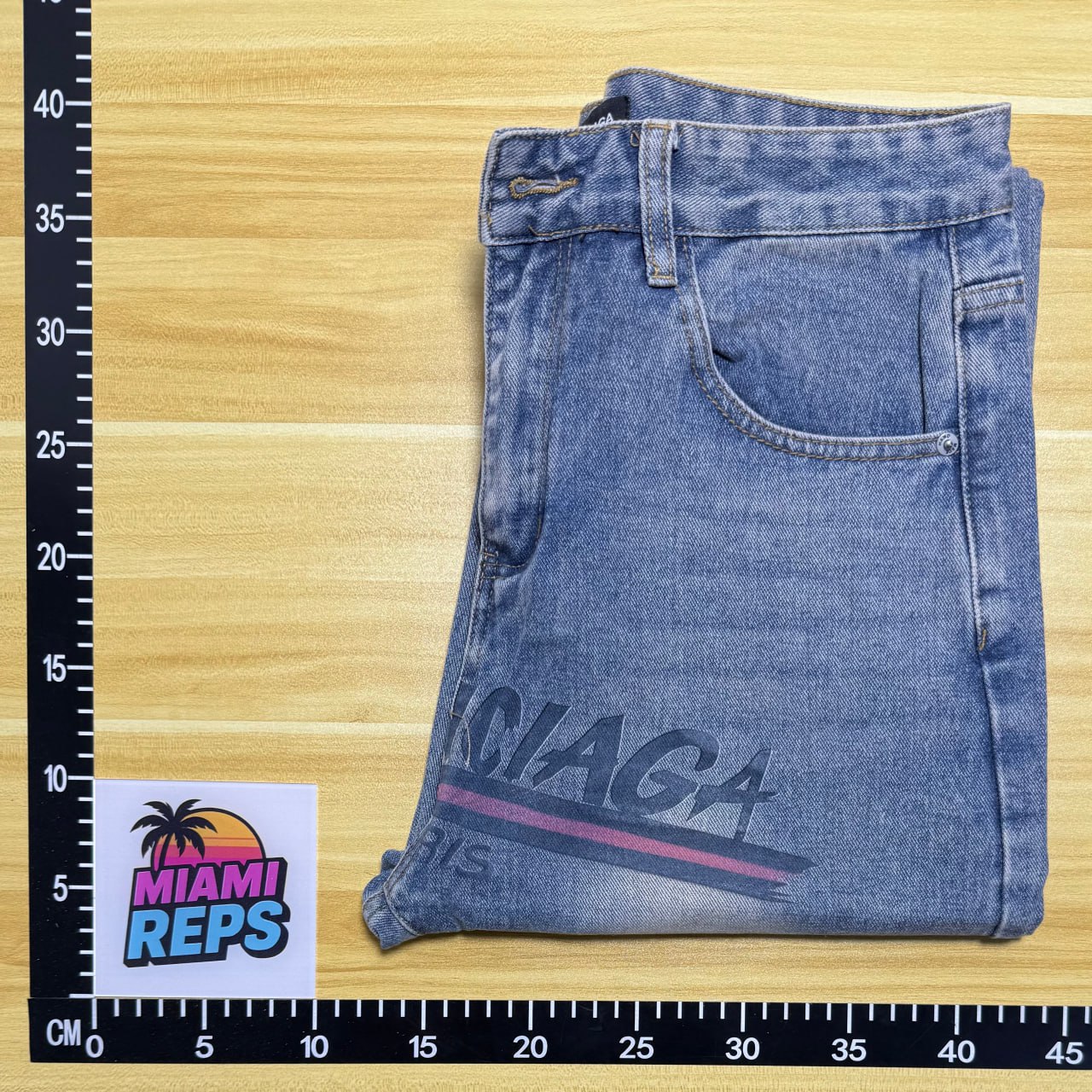 Balenciaga Logo Print Jeans [7 styles] -3