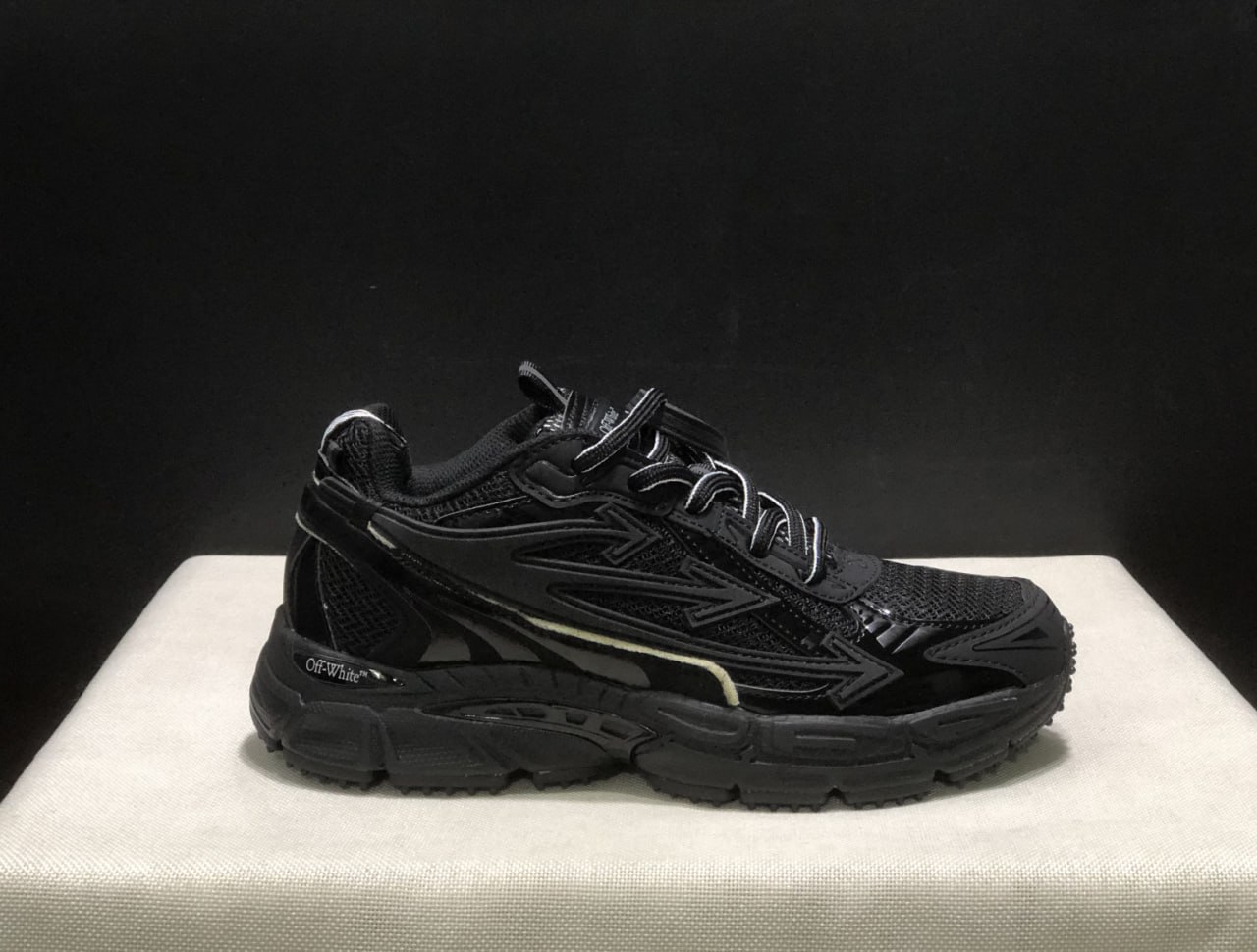   Off-White Be Right Back (21 Styles) -3