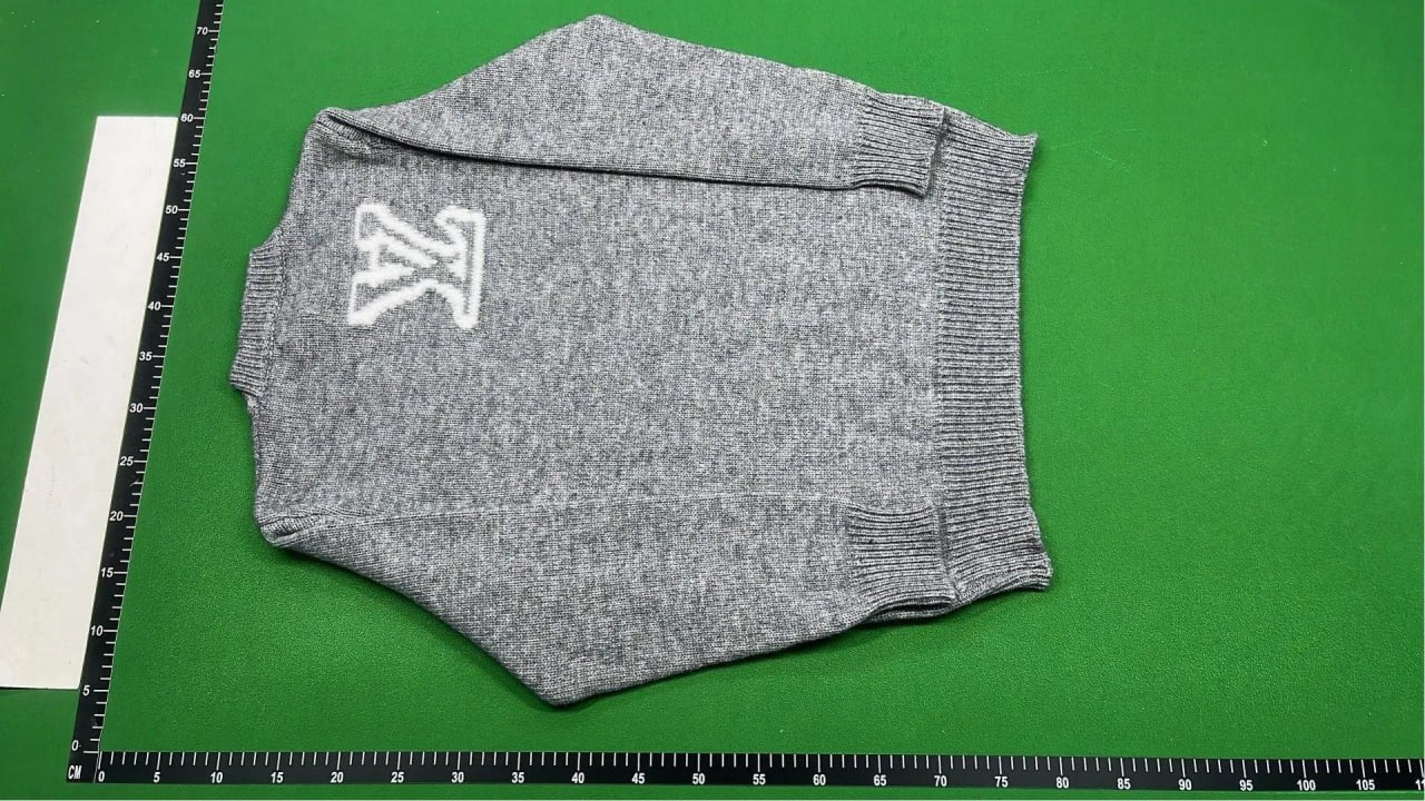    Louis Vuitton Sweater -3