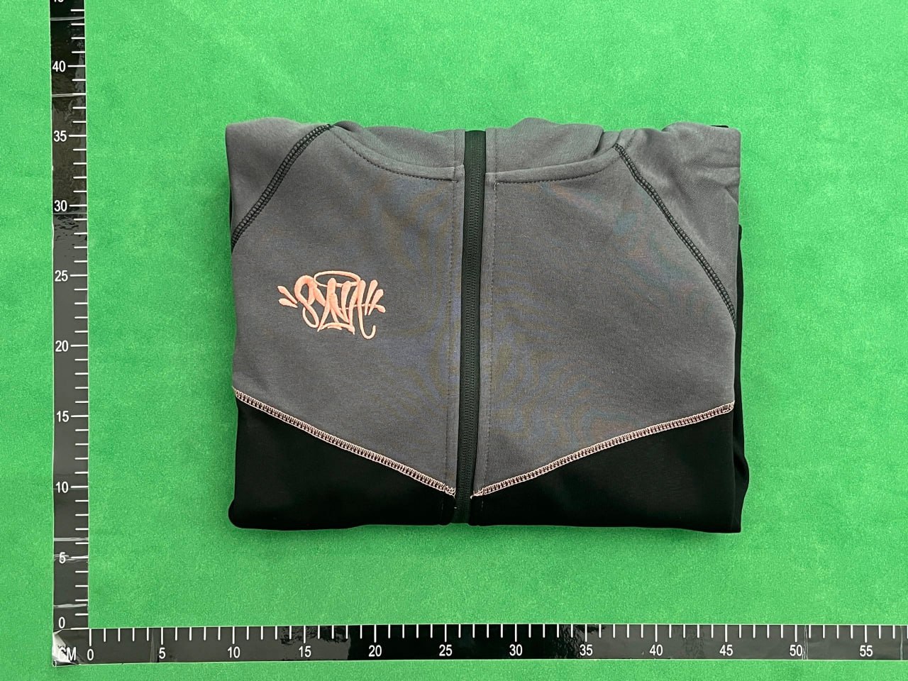   Syna world set -4