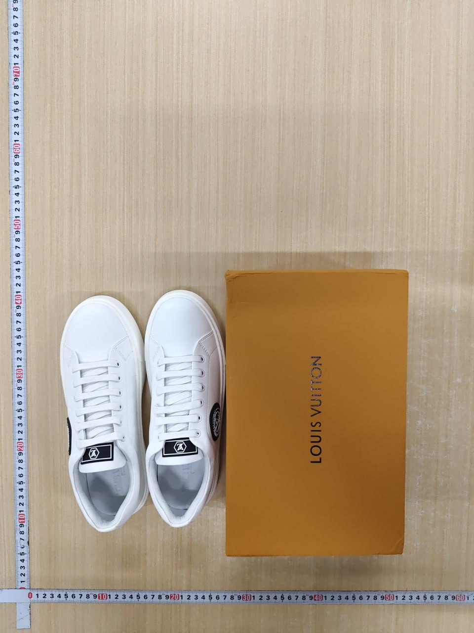  Louis Vuitton Low-Top Sneakers [7 styles] -3
