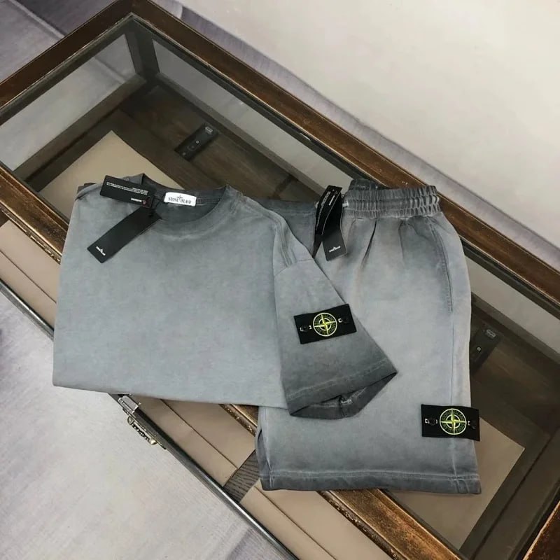 Stone Island T-shirt tee Shorts Suits -3