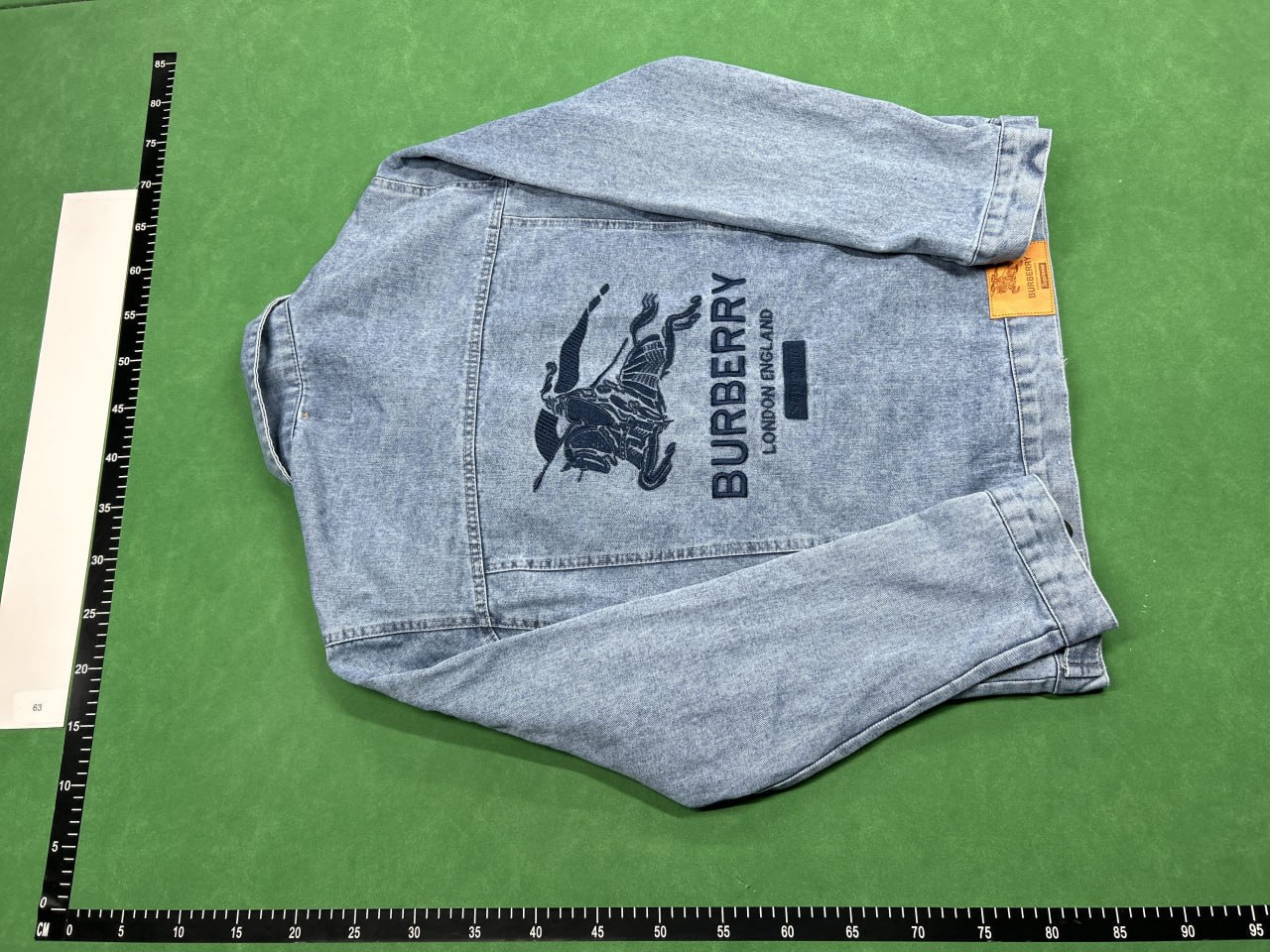  Burberry  horse Denim collection  -5