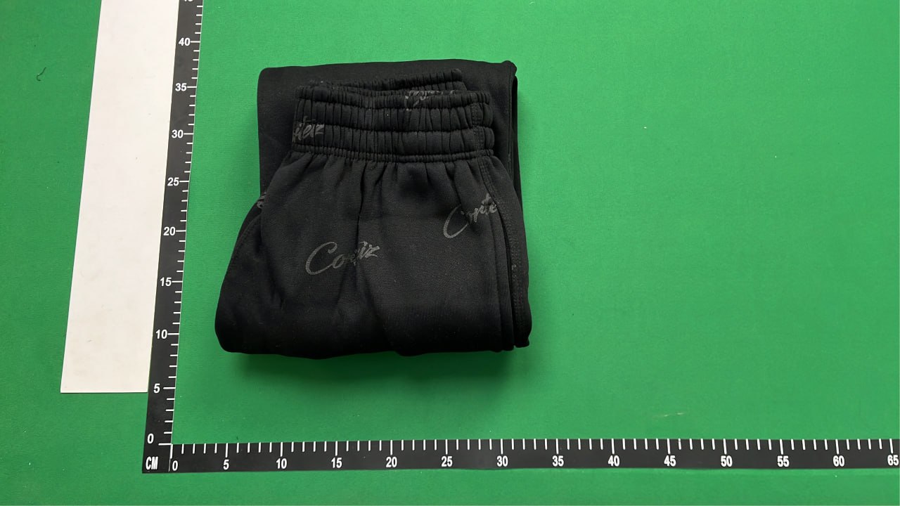   Corteiz Cortez Shorts [2 styles] -5