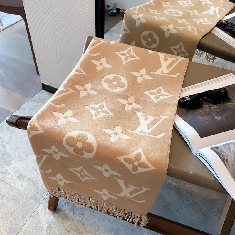  LV Louis Vuitton Burberry scarf (33 styles) -3