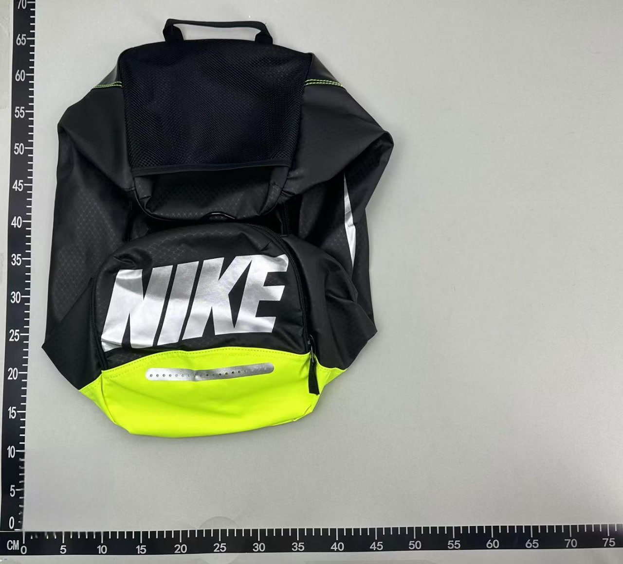     bolsa viaje nike -4