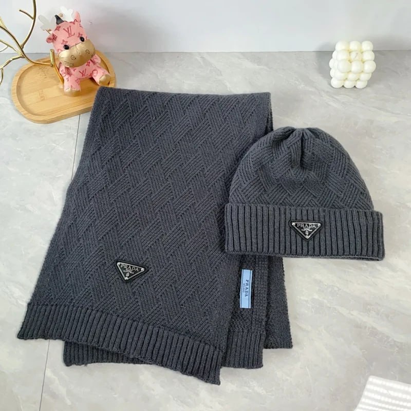  GUCCI Moncler Chanel Louis Vuitton Beanie Scarf -2