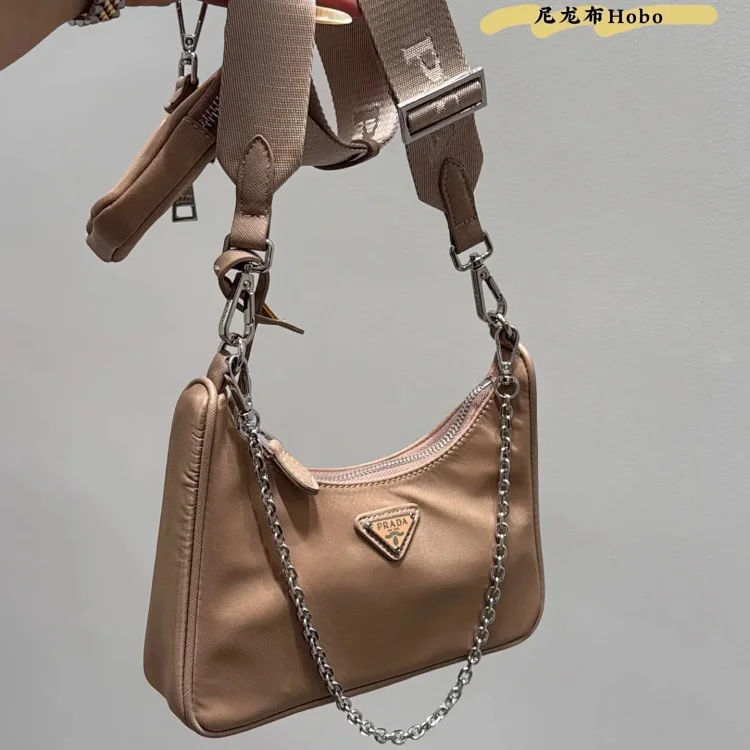  PRADA BAG